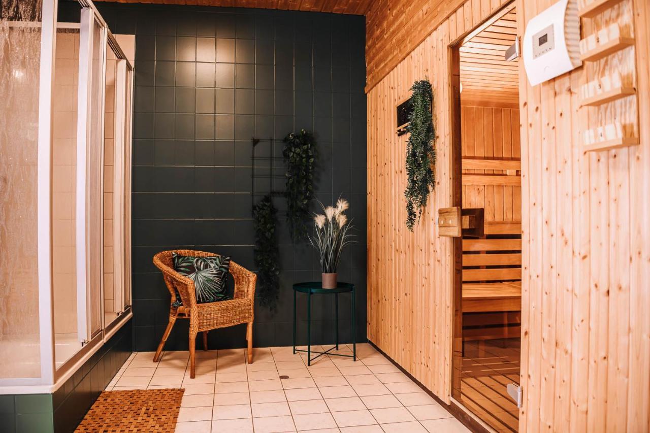 Xxl Ferienhaus Goldberger See - Sauna - 16 Personen Exterior photo