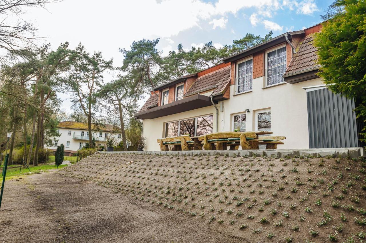 Xxl Ferienhaus Goldberger See - Sauna - 16 Personen Exterior photo